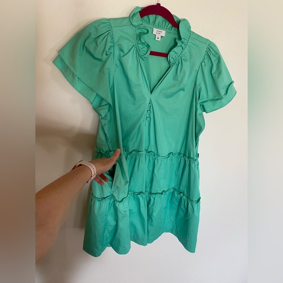 Crown & Ivy Flutter Sleeve Tiered Midi Dress - Picture 6 of 8